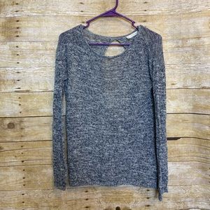 Hinge lightweight sweater with open back 🛍